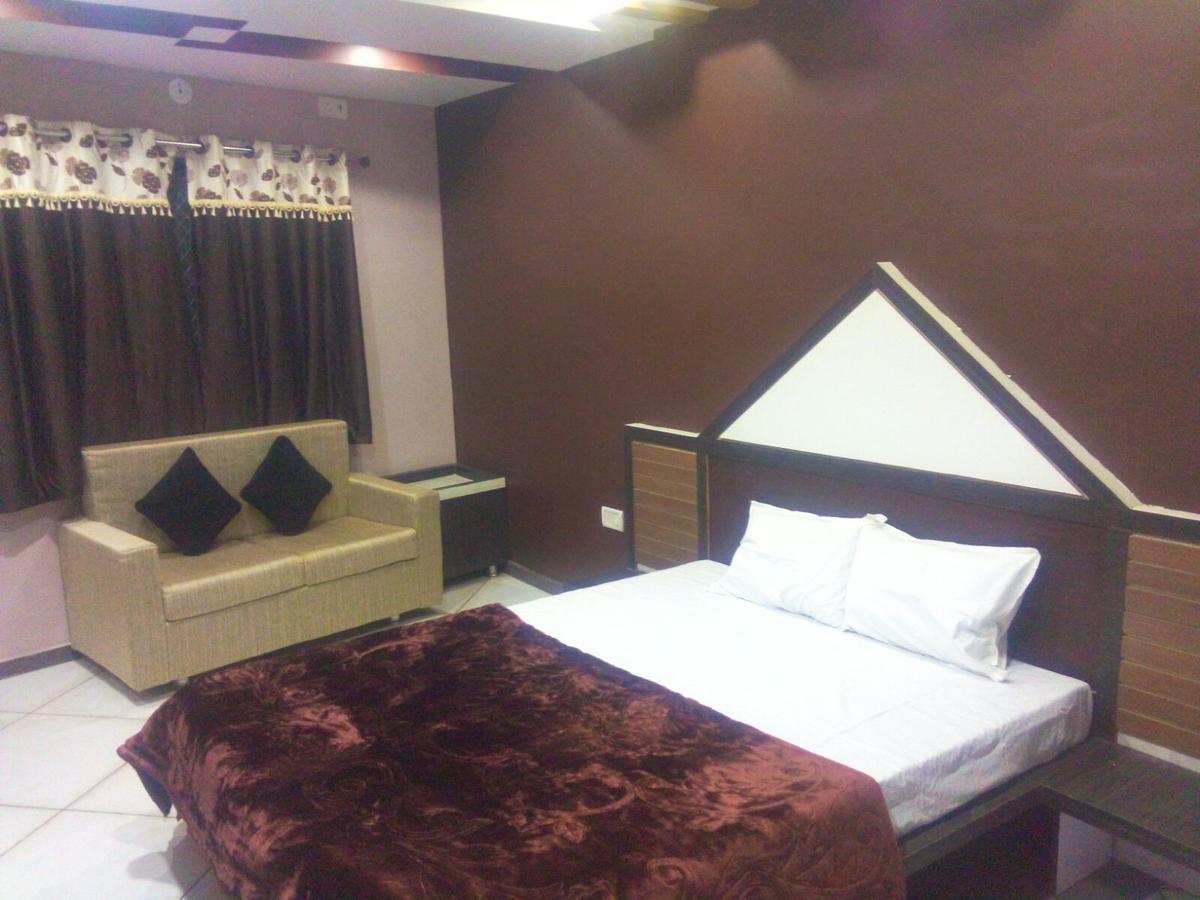 Hotel Palash Regency Bhagor Buitenkant foto